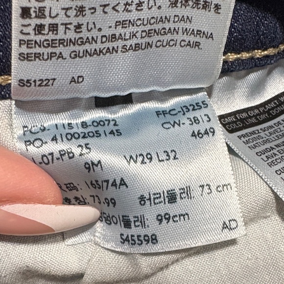 Levi's Woman’s 518 Superlow Dark Jeans - Picture 3 of 7